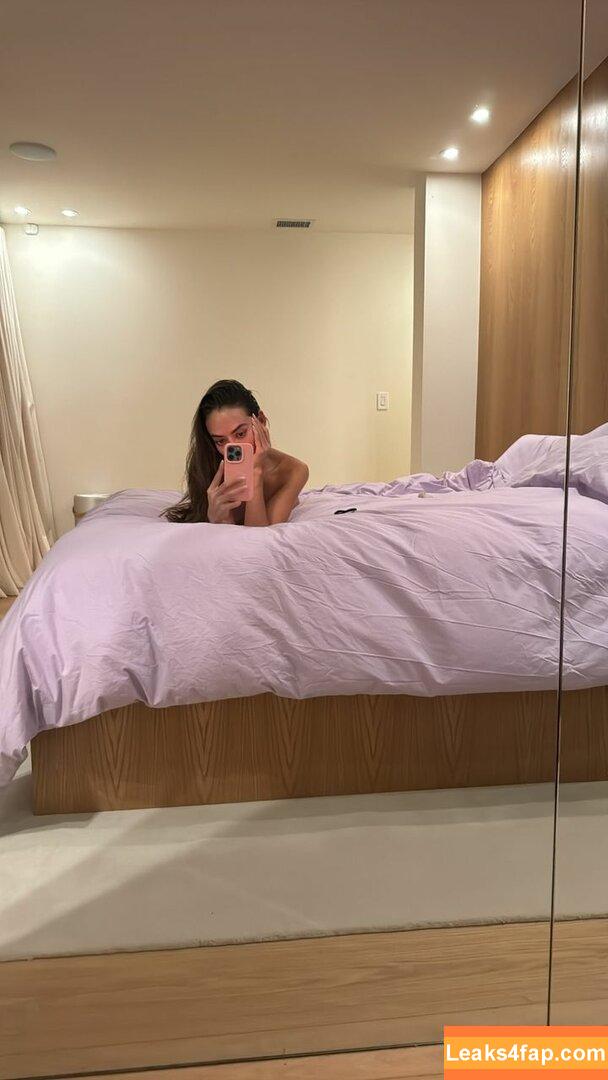 Emily Oberg / emilyoberg leaked photo photo #0102