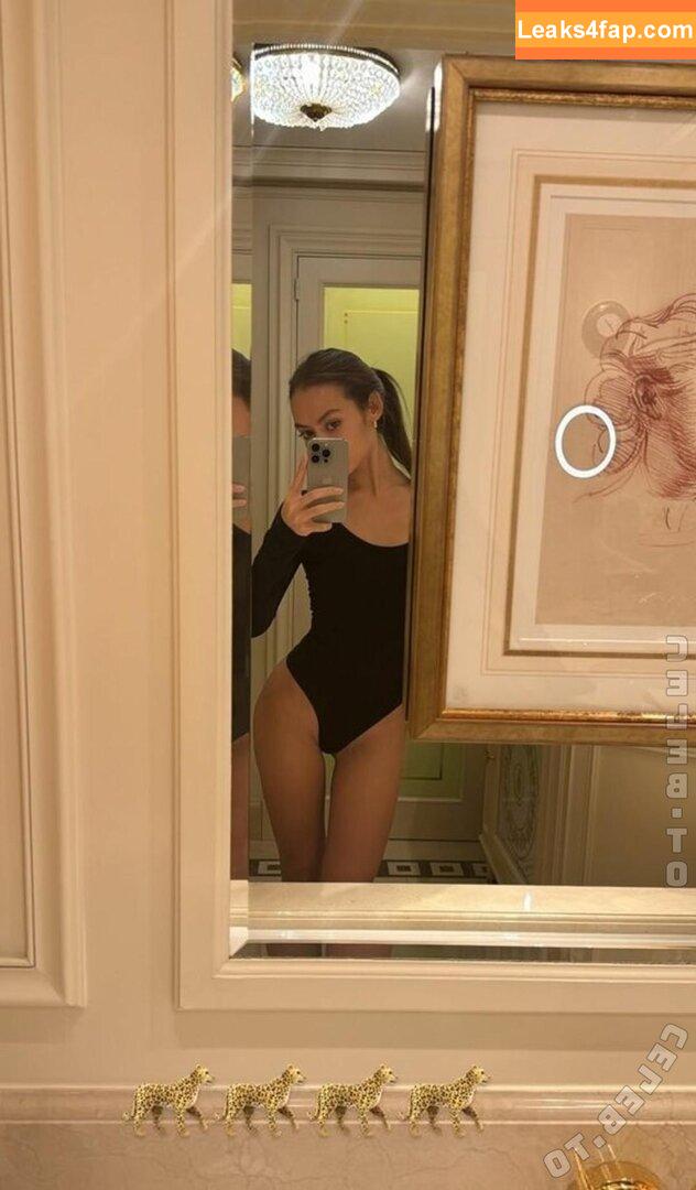 Emily Oberg / emilyoberg leaked photo photo #0289