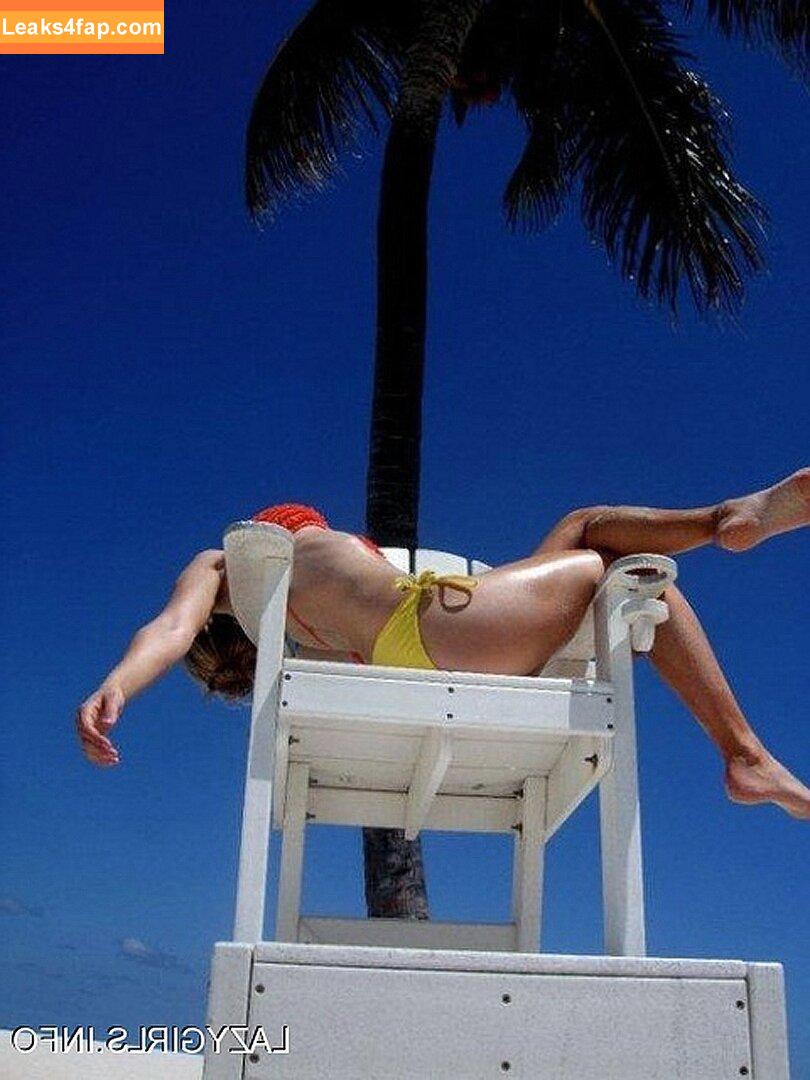Emily Osment / emilyosment / ibradome / laurenx687 leaked photo photo #0024