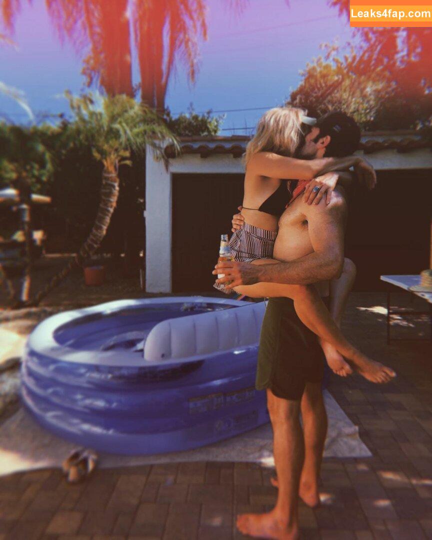 Emily Osment / emilyosment / ibradome / laurenx687 leaked photo photo #0062