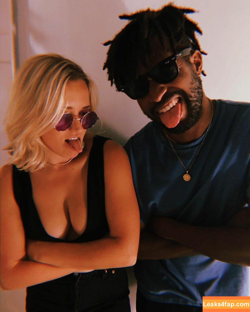 Emily Osment / emilyosment / ibradome / laurenx687 leaked photo photo #0137