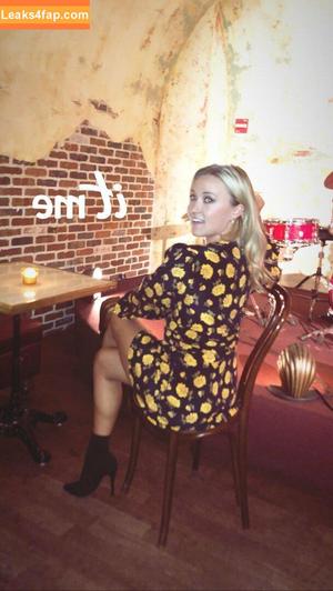 Emily Osment photo #0019