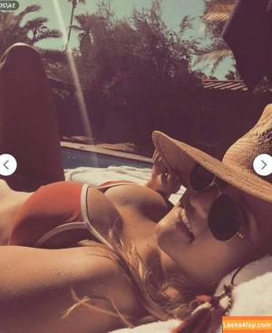 Emily Osment photo #0119