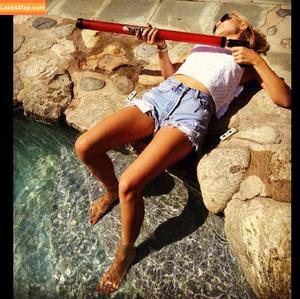 Emily Osment photo #0140