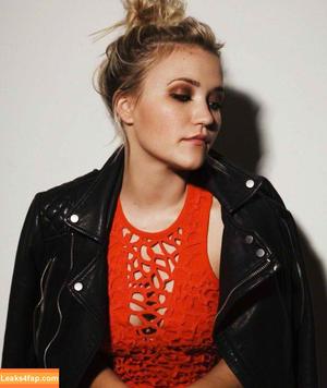 Emily Osment photo #0143