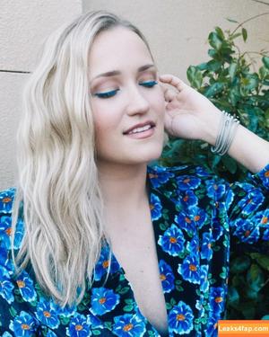 Emily Osment photo #0147