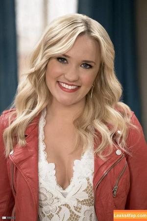 Emily Osment photo #0157
