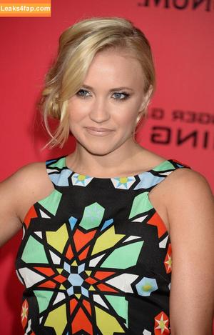 Emily Osment фото #0301