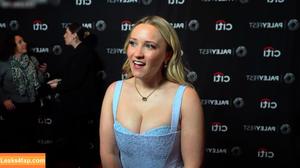 Emily Osment photo #0436