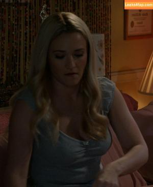 Emily Osment photo #0520