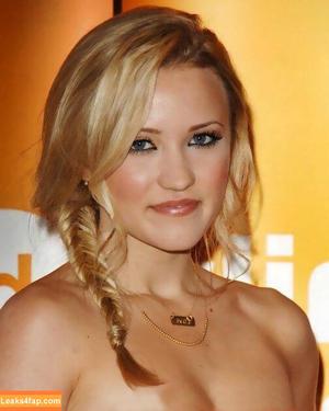 Emily Osment photo #0538