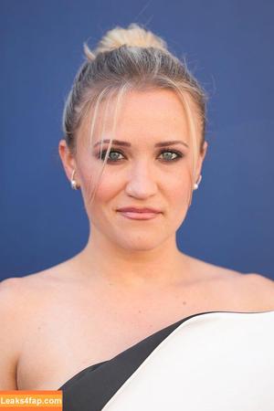 Emily Osment photo #0595