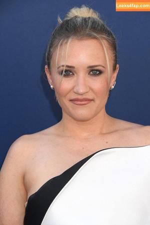 Emily Osment photo #0596