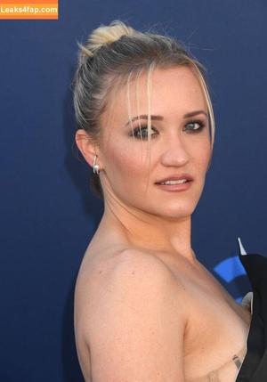 Emily Osment photo #0600