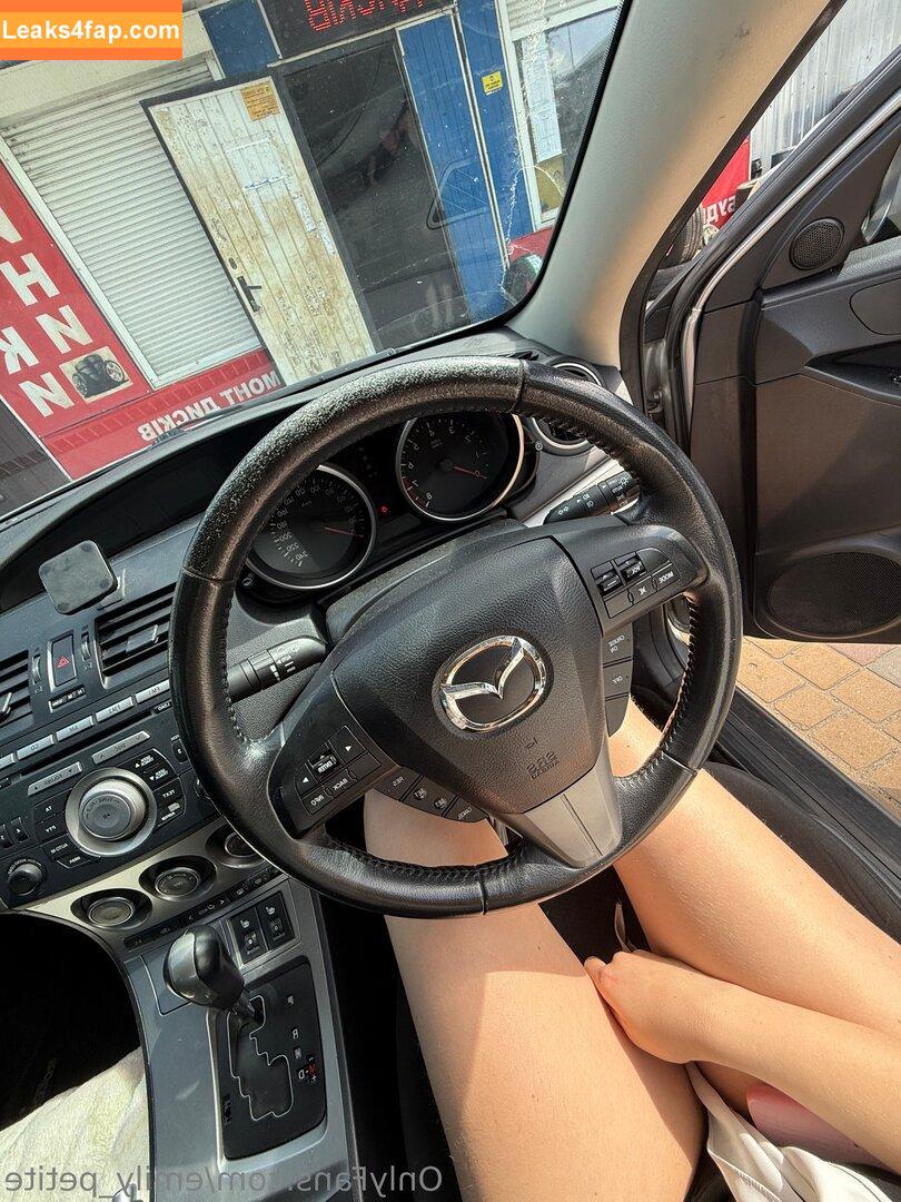 emily_petite / petite_emilyy leaked photo photo #0062