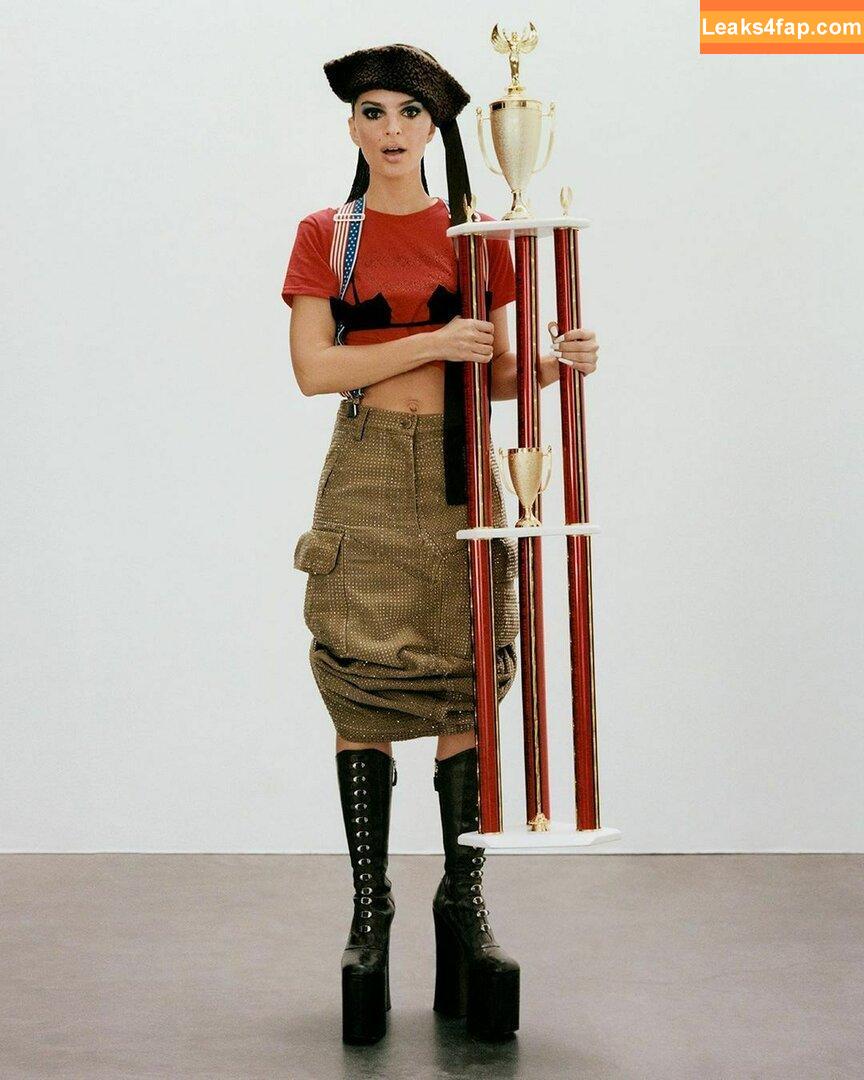 Emily Ratajkowski / Officialemilyratajkowski / emrata / https: leaked photo photo #0833