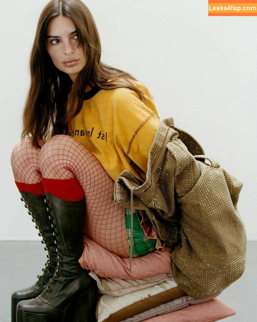 Emily Ratajkowski / Officialemilyratajkowski / emrata / https: leaked photo photo #0838