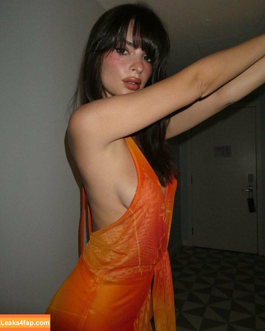 Emily Ratajkowski / Officialemilyratajkowski / emrata / https: слитое фото фото #0859
