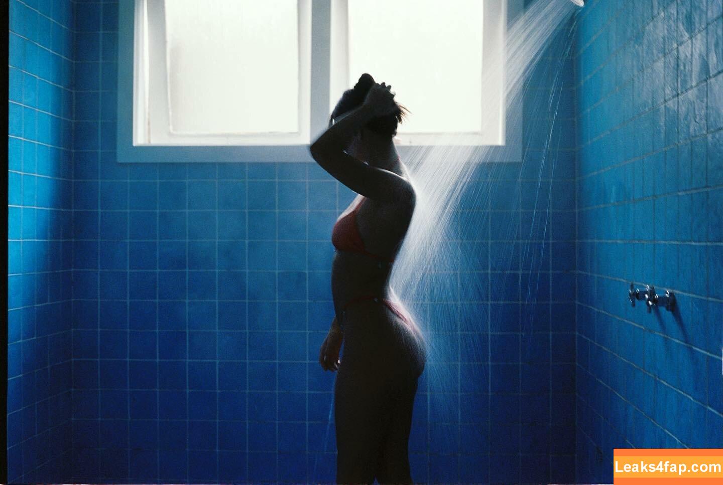 Emily Ratajkowski / Officialemilyratajkowski / emrata / https: слитое фото фото #0879