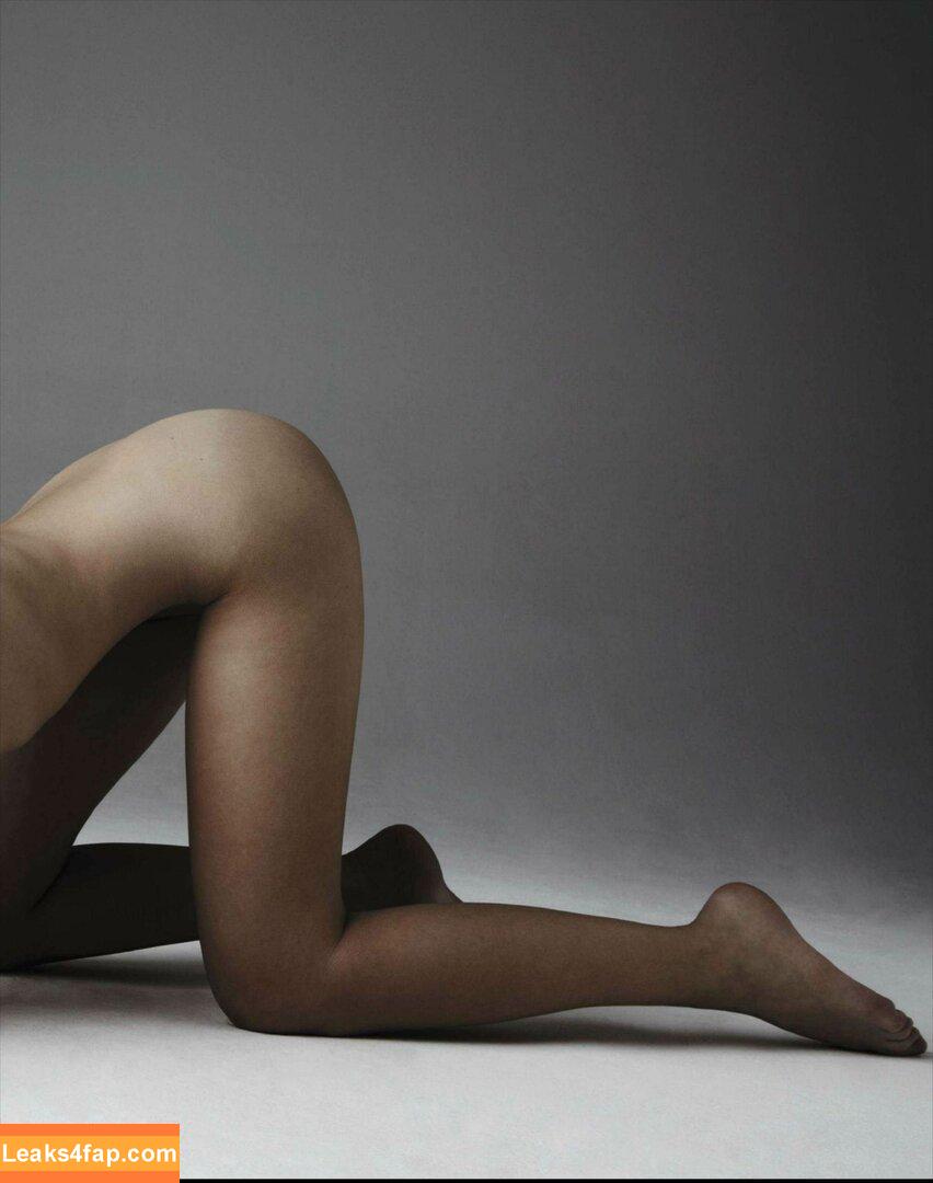 Emily Ratajkowski / Officialemilyratajkowski / emrata / https: слитое фото фото #0907