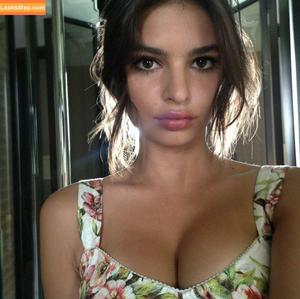 Emily Ratajkowski photo #0286
