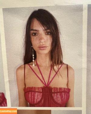 Emily Ratajkowski photo #0399