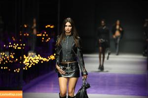 Emily Ratajkowski photo #0413
