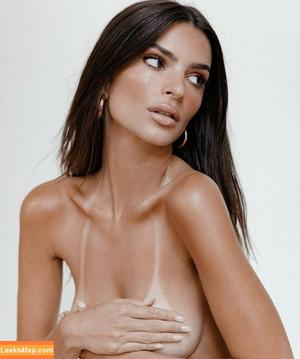 Emily Ratajkowski photo #0563