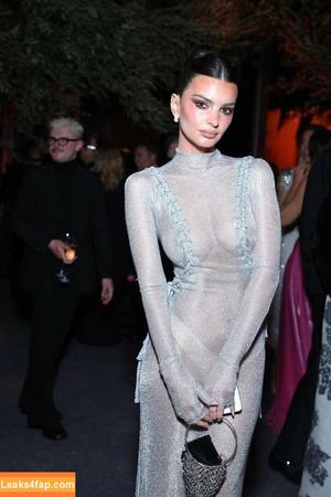Emily Ratajkowski photo #0688