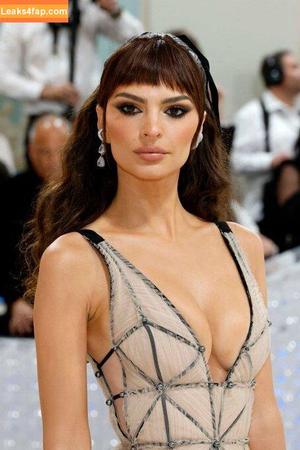 Emily Ratajkowski photo #0791