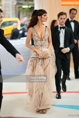 Emily Ratajkowski photo #0792