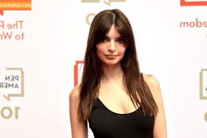 Emily Ratajkowski photo #0932