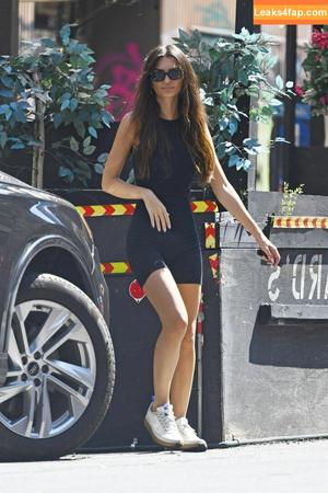 Emily Ratajkowski photo #0996