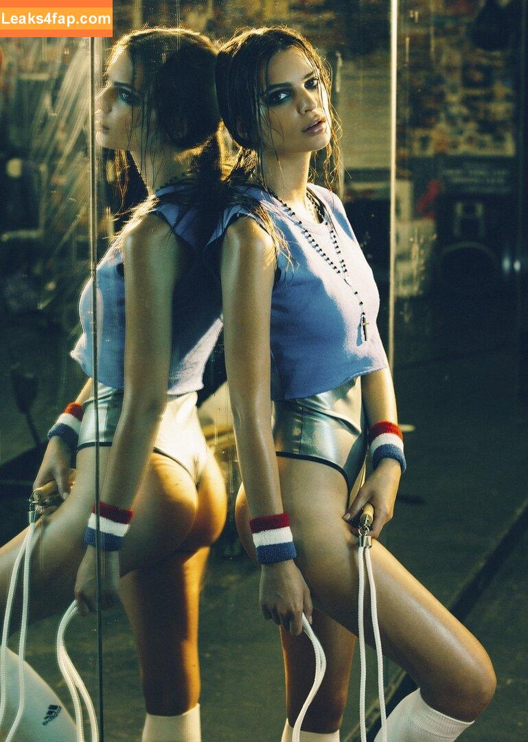 Emily Ratajkowski / Officialemilyratajkowski / emrata / https: leaked photo photo #1018