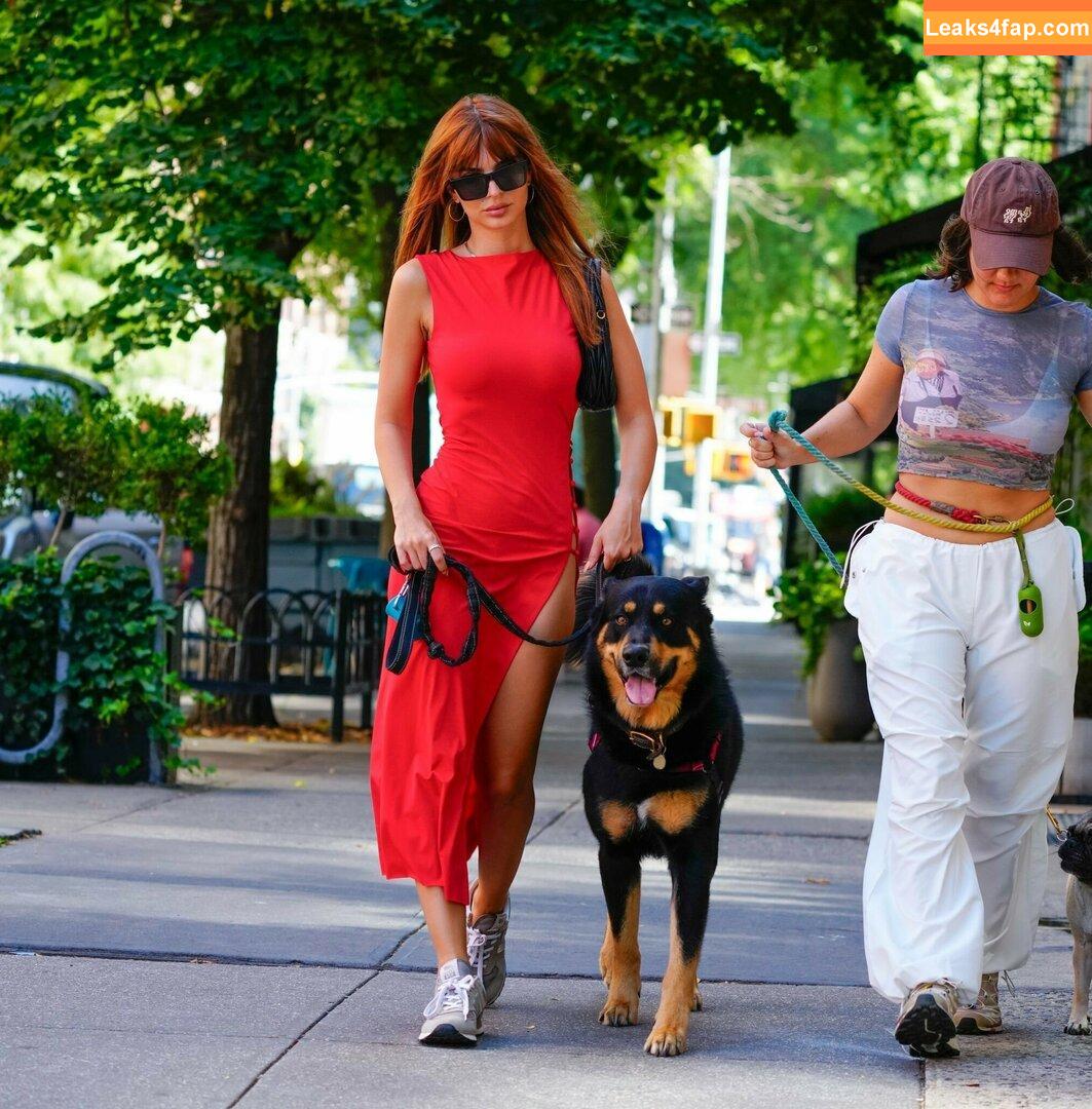 Emily Ratajkowski / Officialemilyratajkowski / emrata / https: leaked photo photo #1268