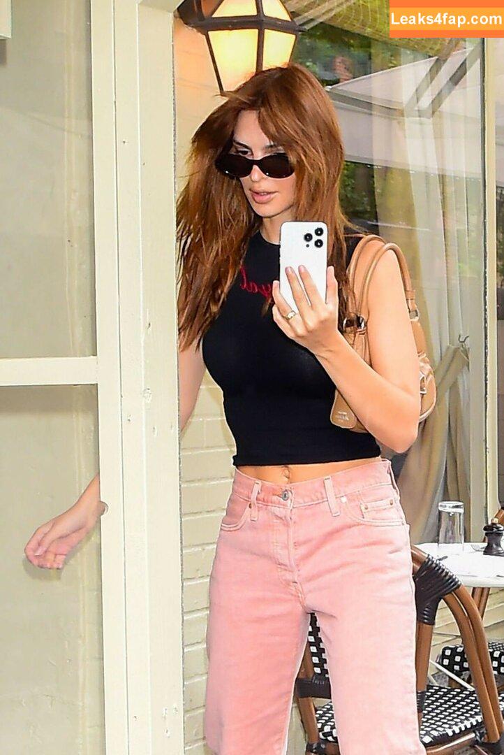 Emily Ratajkowski / Officialemilyratajkowski / emrata / https: leaked photo photo #1336