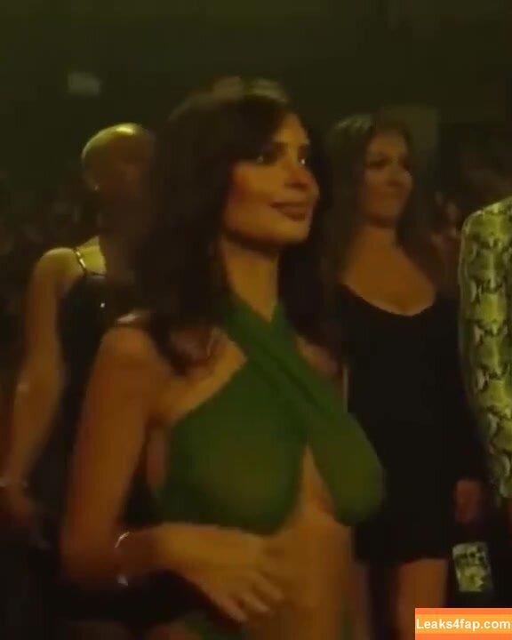 Emily Ratajkowski / Officialemilyratajkowski / emrata / https: leaked photo photo #1503