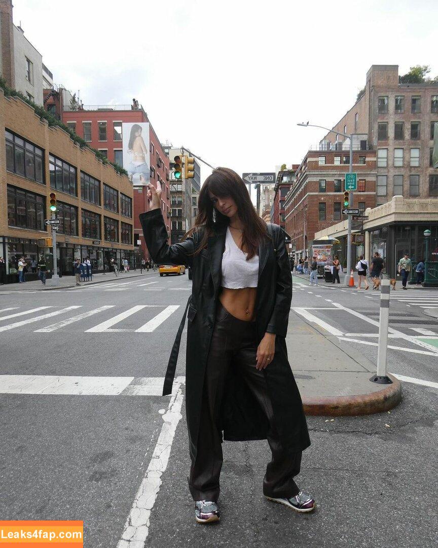 Emily Ratajkowski / Officialemilyratajkowski / emrata / https: leaked photo photo #1558