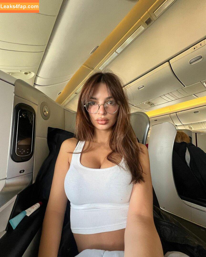 Emily Ratajkowski / Officialemilyratajkowski / emrata / https: leaked photo photo #1578