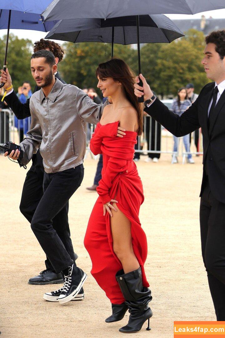 Emily Ratajkowski / Officialemilyratajkowski / emrata / https: leaked photo photo #1598