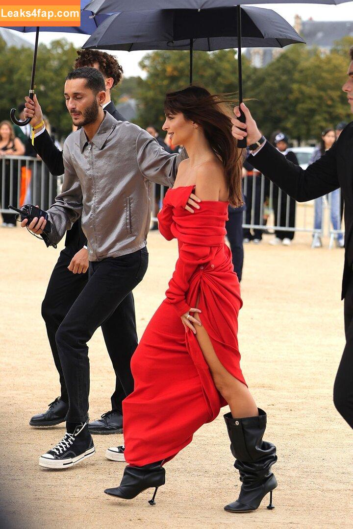 Emily Ratajkowski / Officialemilyratajkowski / emrata / https: leaked photo photo #1599