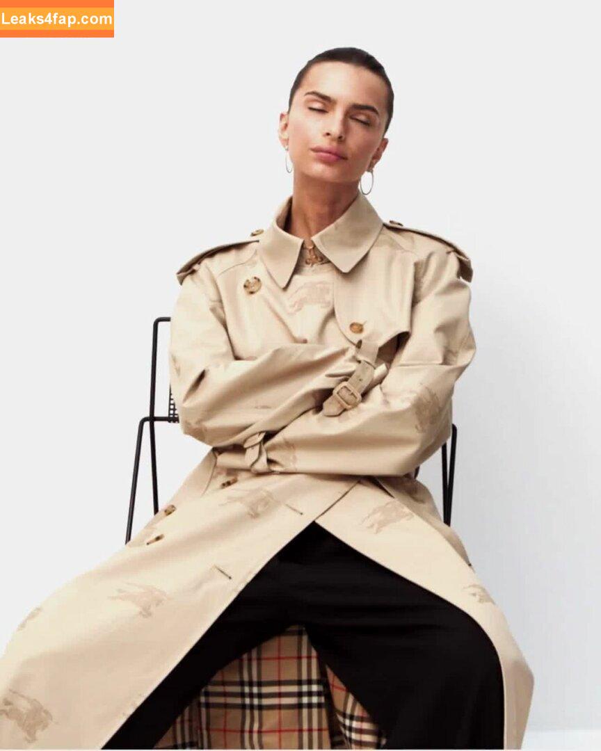 Emily Ratajkowski / Officialemilyratajkowski / emrata / https: leaked photo photo #1687