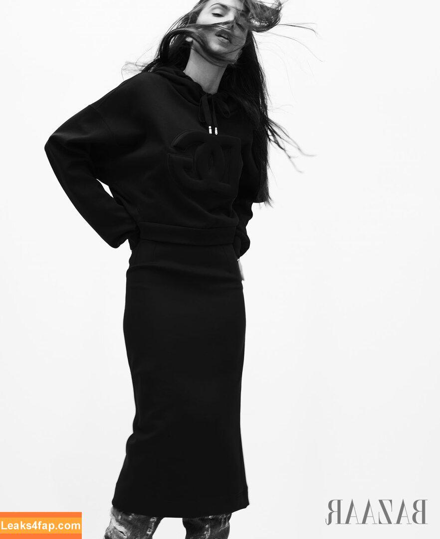 Emily Ratajkowski / Officialemilyratajkowski / emrata / https: leaked photo photo #1691