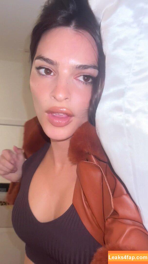 Emily Ratajkowski / Officialemilyratajkowski / emrata / https: leaked photo photo #1710