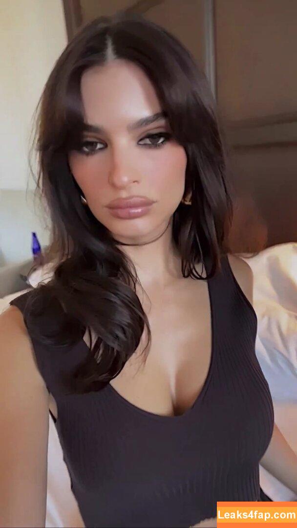 Emily Ratajkowski / Officialemilyratajkowski / emrata / https: leaked photo photo #1715