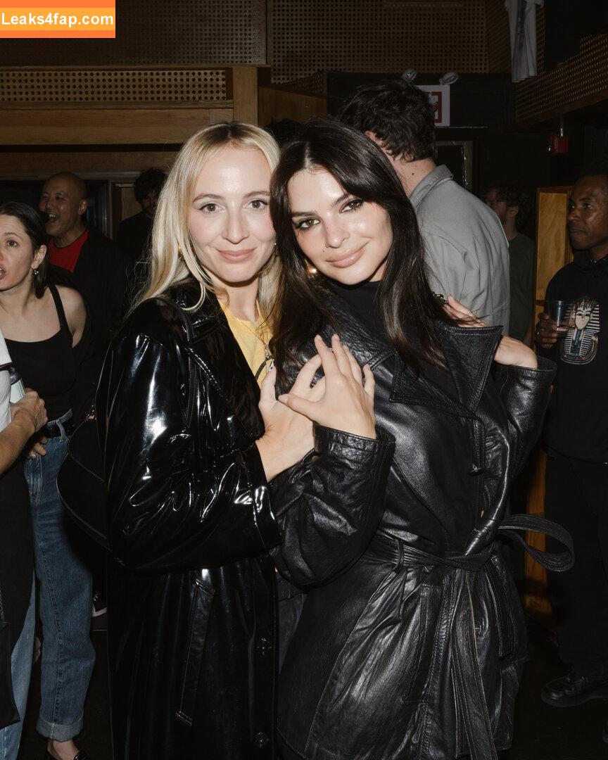 Emily Ratajkowski / Officialemilyratajkowski / emrata / https: leaked photo photo #1720