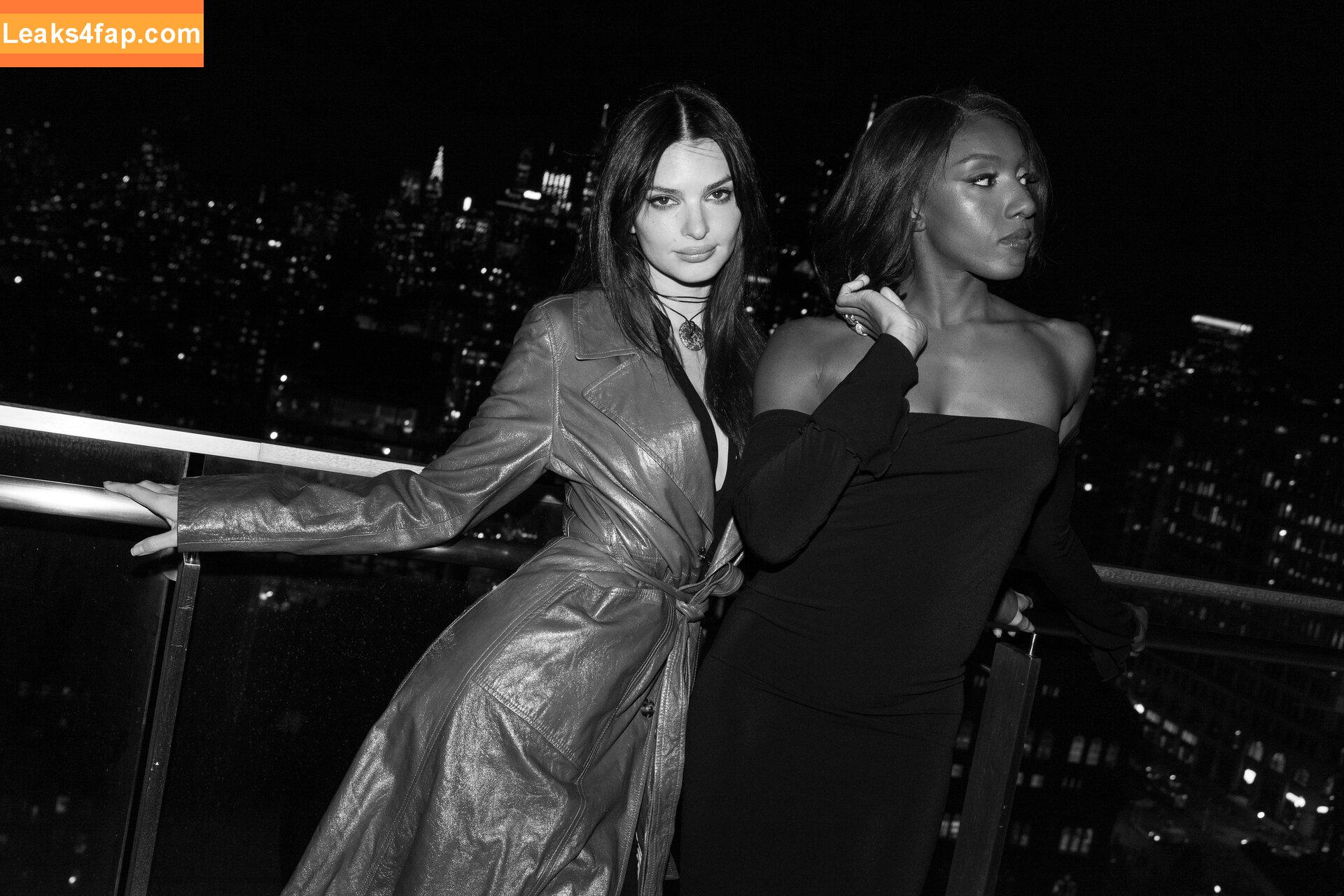 Emily Ratajkowski / Officialemilyratajkowski / emrata / https: leaked photo photo #1754