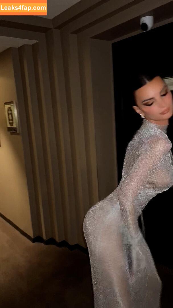 Emily Ratajkowski / Officialemilyratajkowski / emrata / https: leaked photo photo #1866