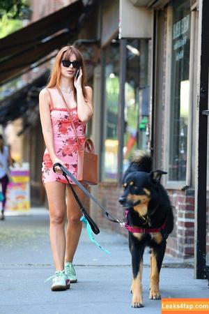 Emily Ratajkowski photo #1242