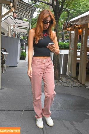 Emily Ratajkowski photo #1335